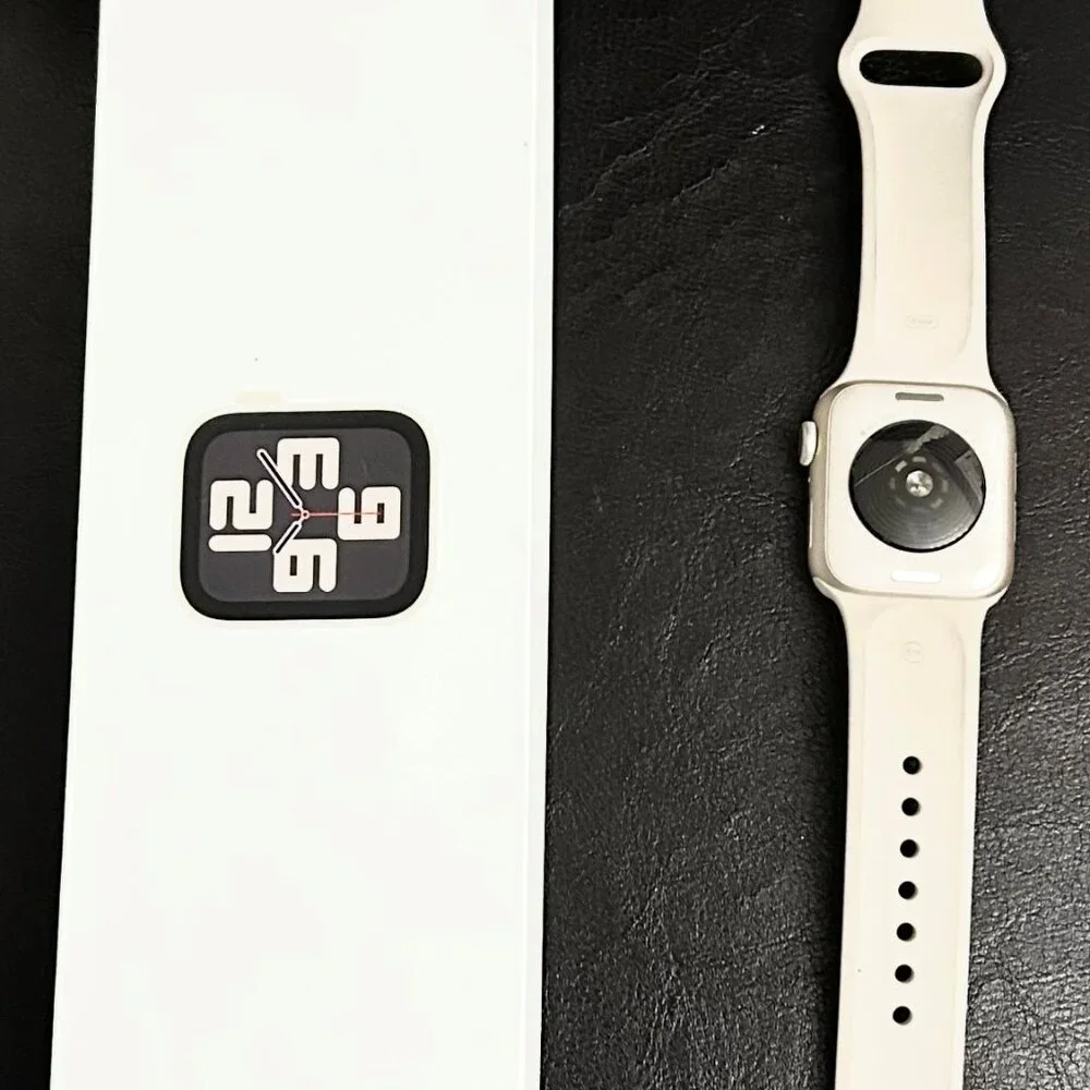 Apple Watch SE Gen 2 40mm AI Star SM SB S/M GPS - Picture 2 of 3